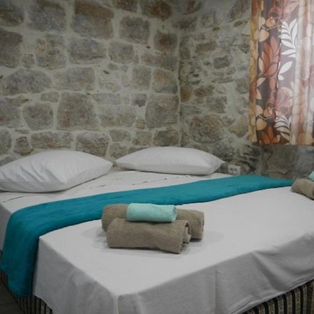 Apartments Valter Tisno Extérieur photo