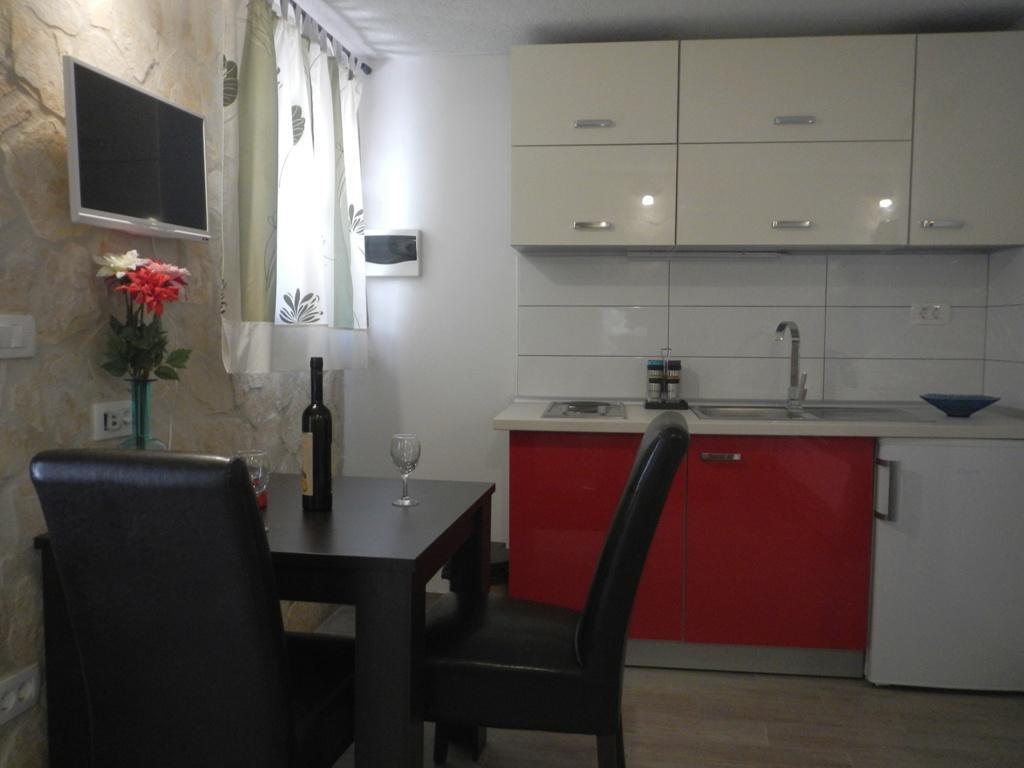 Apartments Valter Tisno Extérieur photo